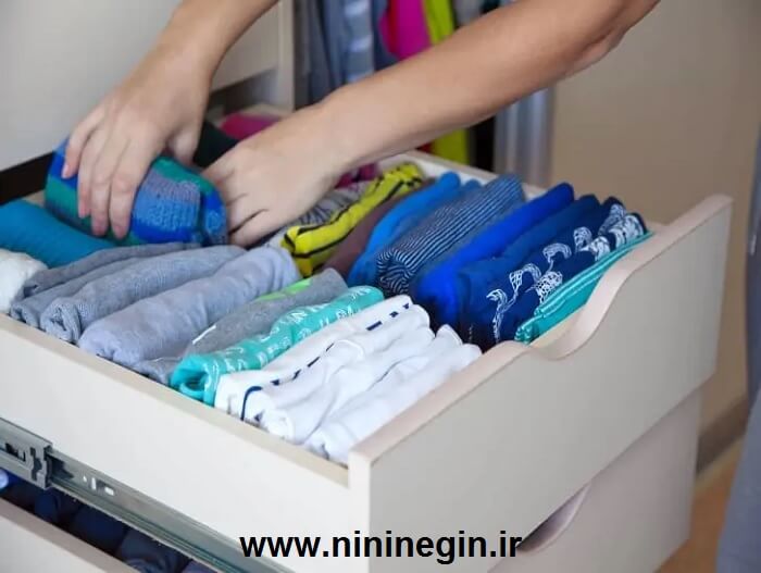 نگهداری لباس کودکان